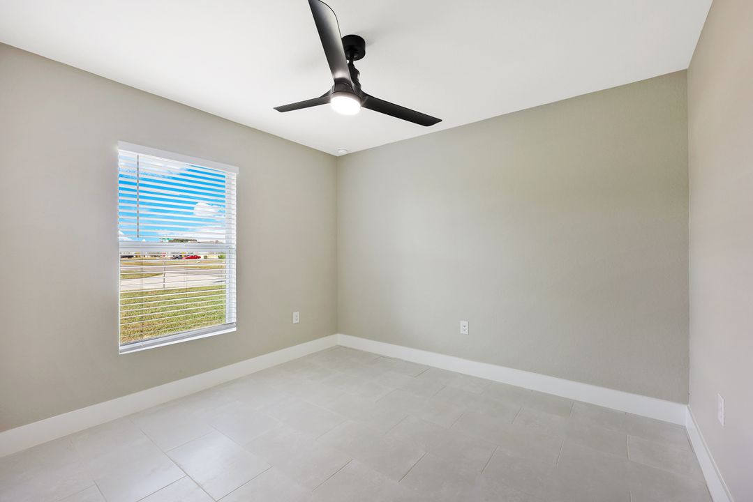 1910 NE 42nd Terrace, Cape Coral, FL 33909