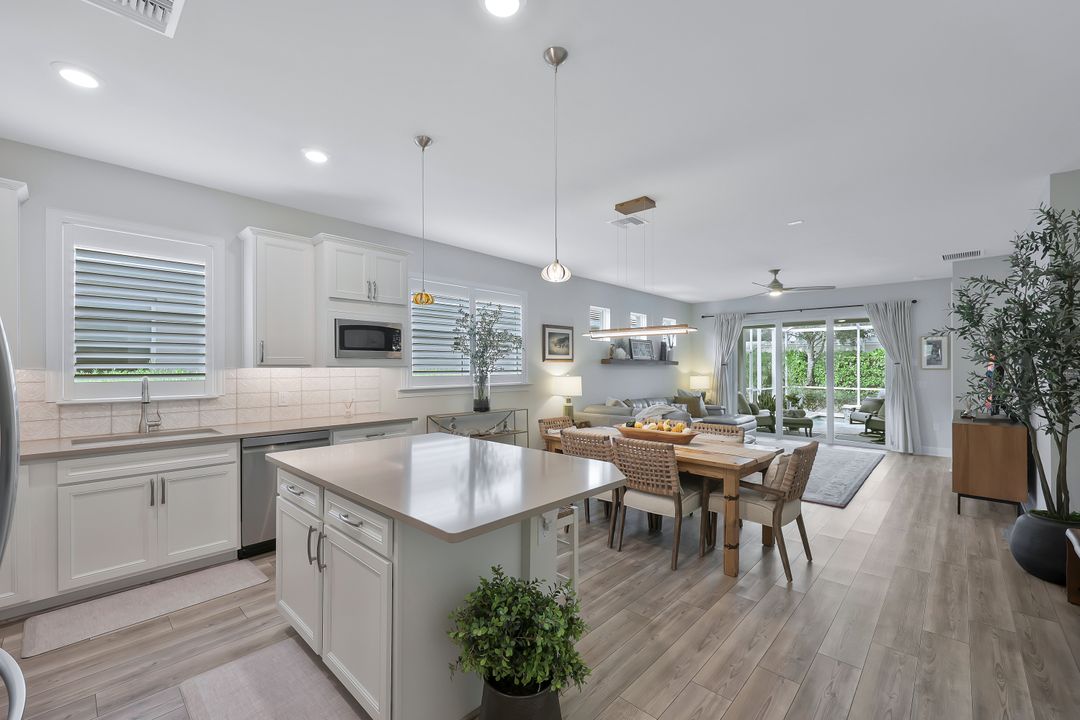 10787 Manatee Key Ln, Estero, FL 33928