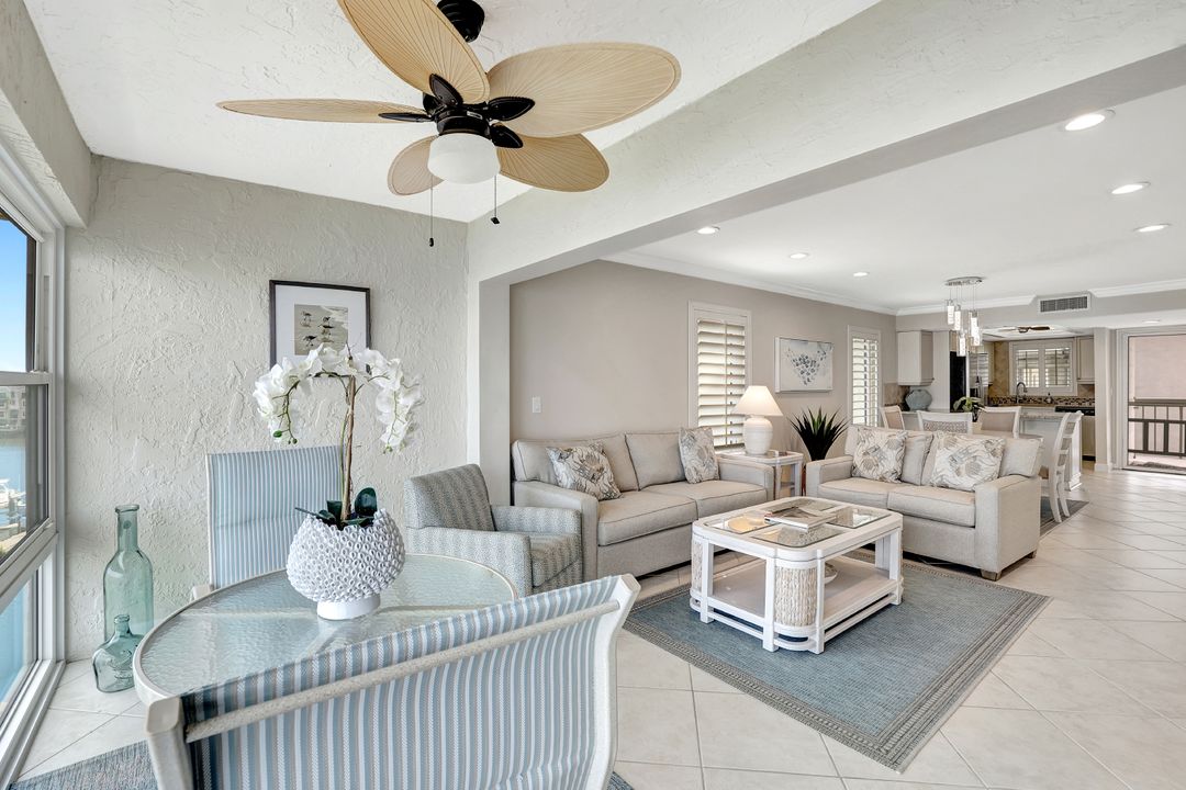 271 Southbay Dr #155, Naples, FL 34108