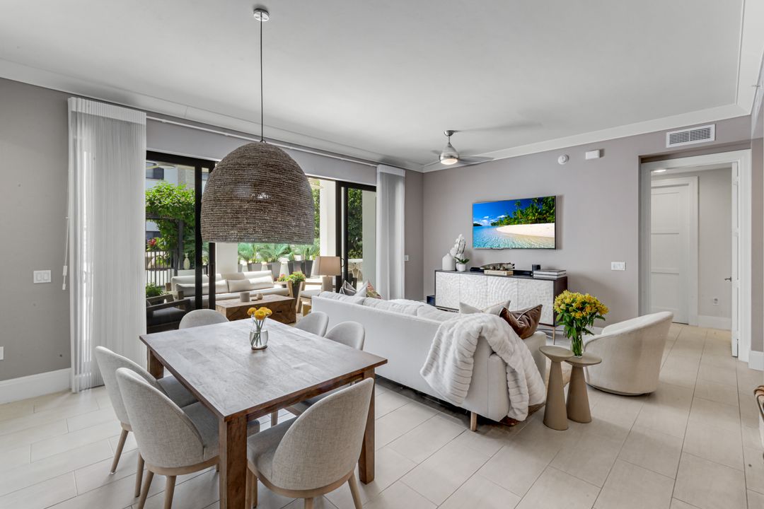 1030 3rd Ave S #216, Naples, FL 34102