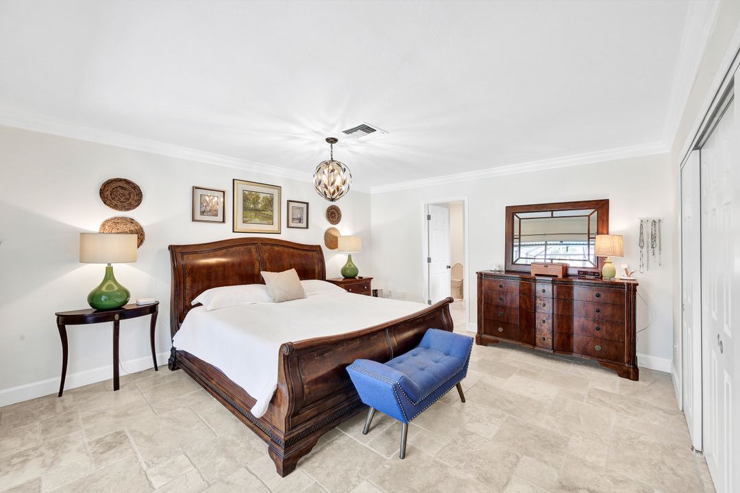 9940 Treasure Cay Ln, Bonita Springs, FL 34135