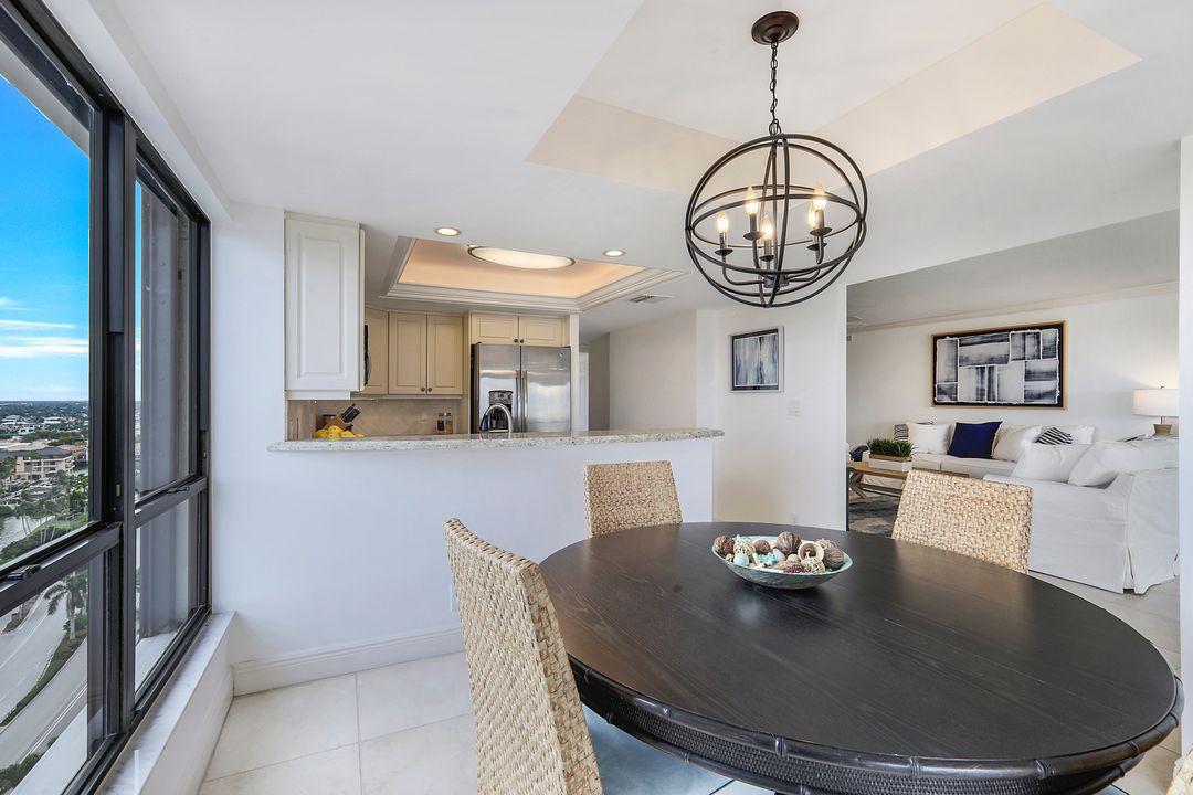 4451 Gulf Shore Blvd N #1605, Naples, FL 34103