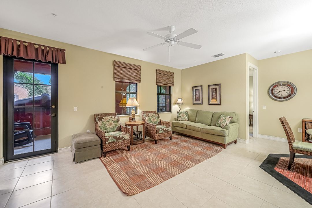 9110 Capistrano St S #8402, Naples, FL 34113