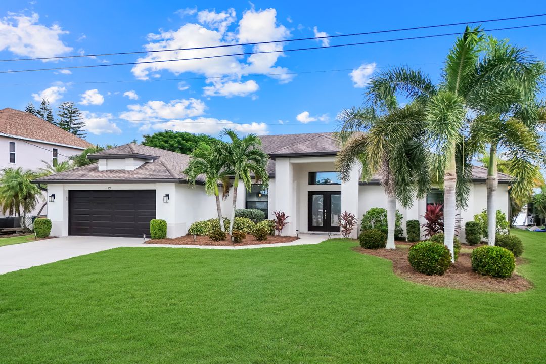 401 NE 19th Pl, Cape Coral, FL 33909