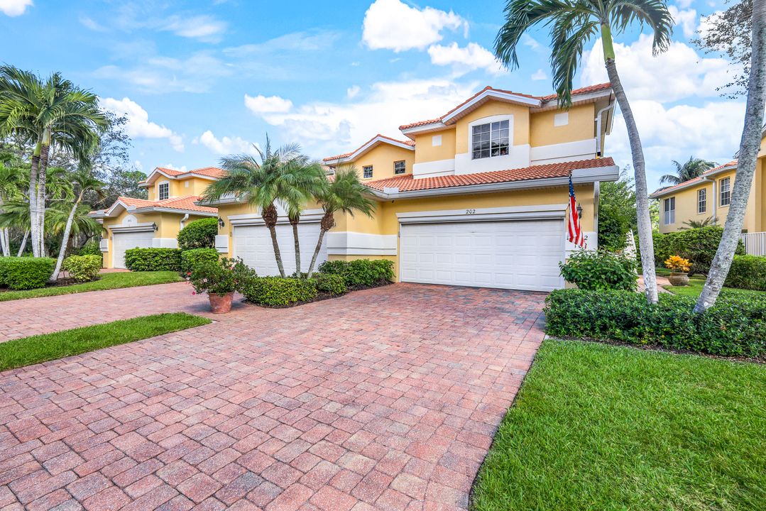 3460 Morning Lake Dr, Bonita Springs, FL 34134
