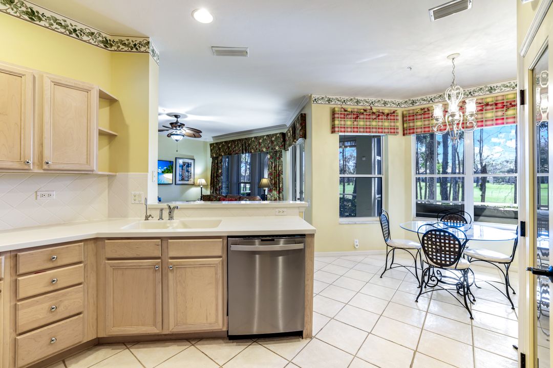 8490 Danbury Blvd #104, Naples, FL 34120