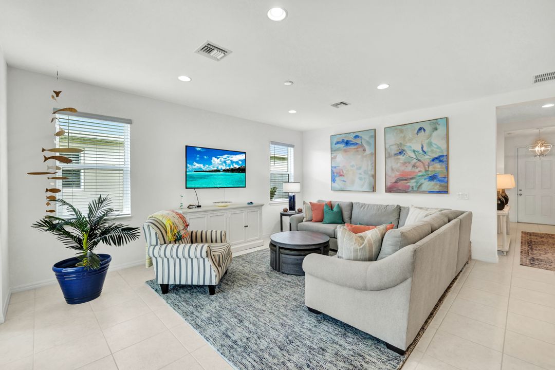 14604 Catamaran Pl, Naples, FL 34114