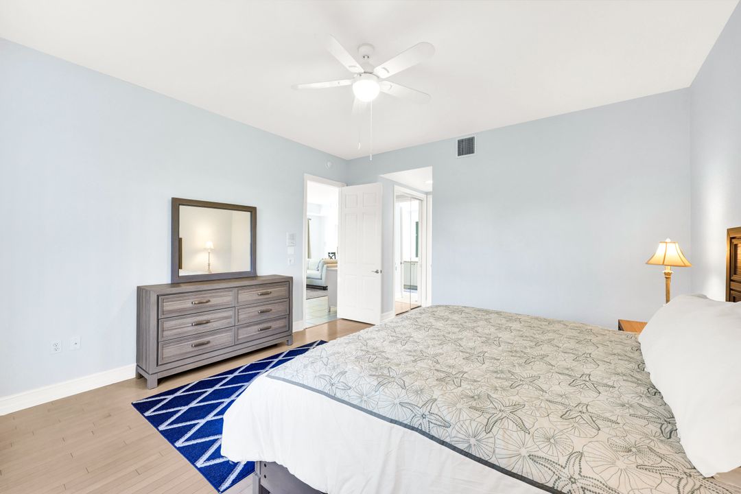 5994 Trophy Dr #1202, Naples, FL 34110