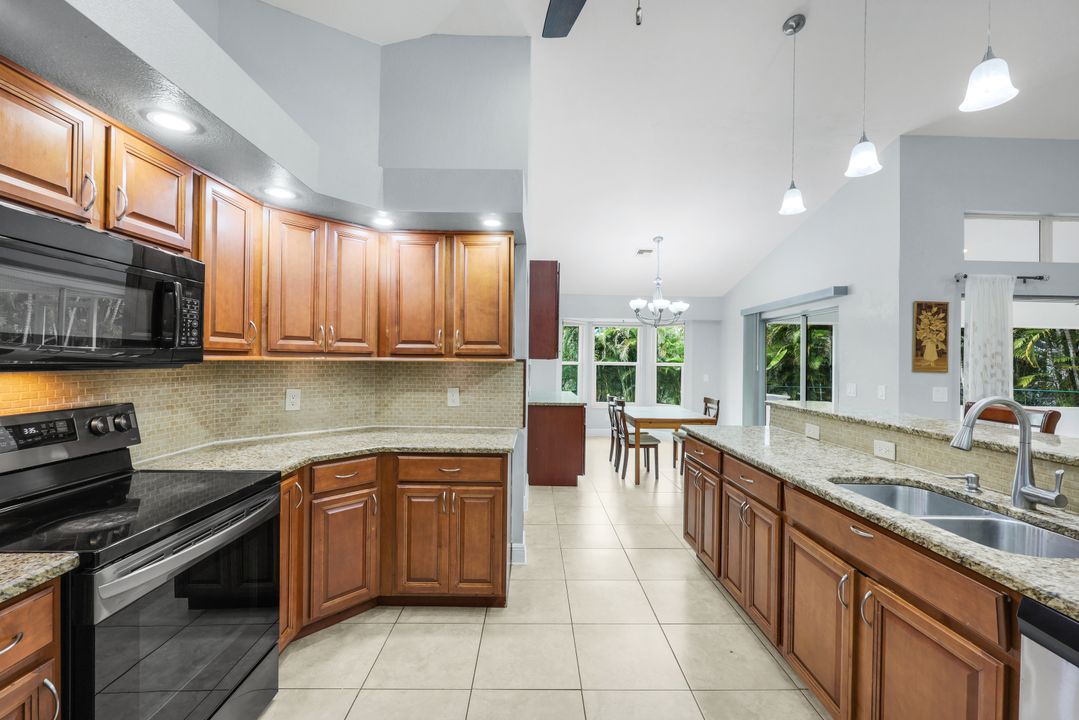 27270 Preservation St, Bonita Springs, FL 34135