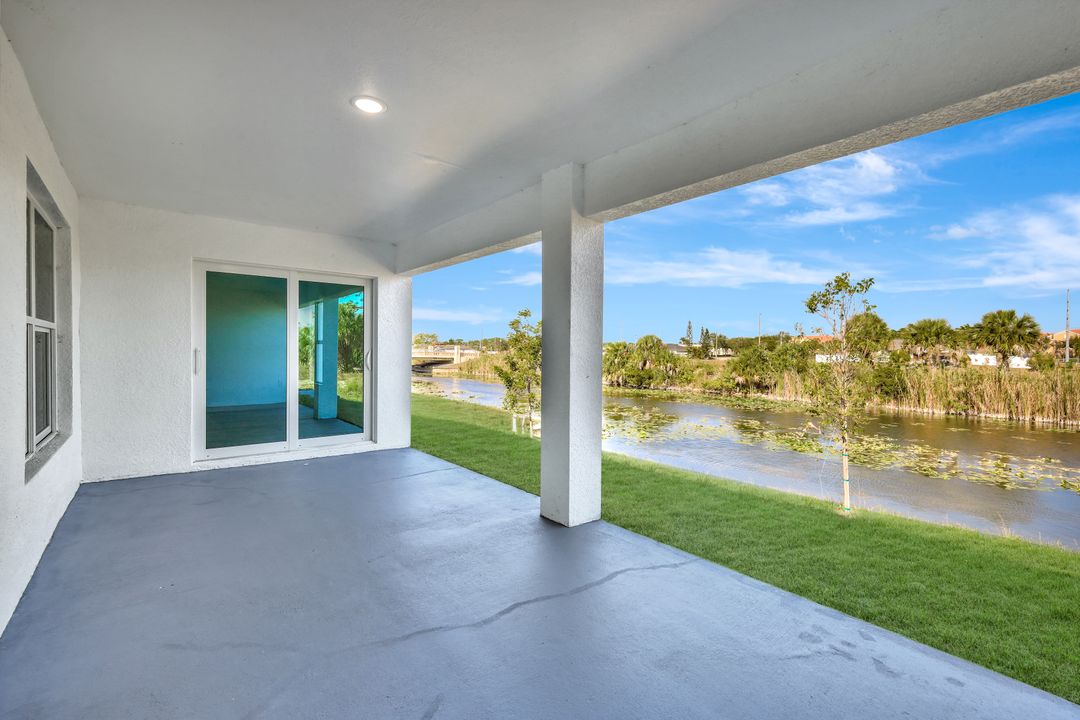 1729 NE 23rd St, Cape Coral, FL 33909