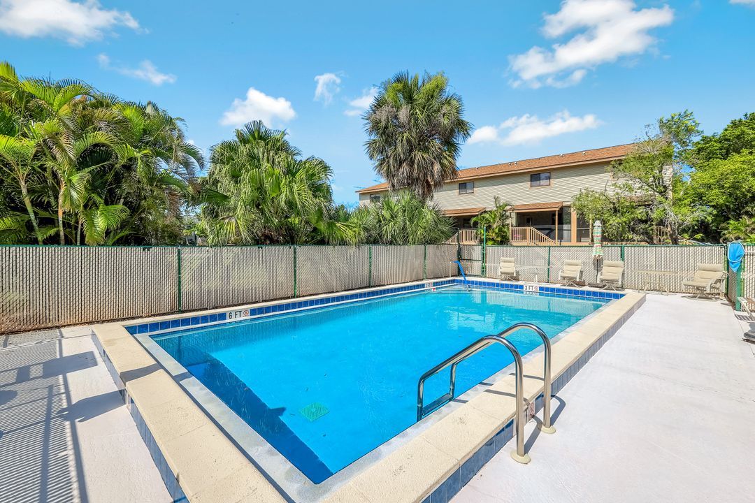 13532 Siesta Pines Ct #5, Fort Myers, FL 33908