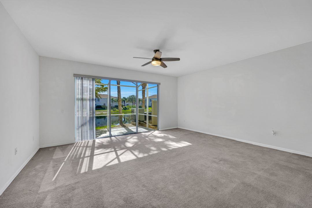 1088 Oxford Ln #48, Naples, FL 34105
