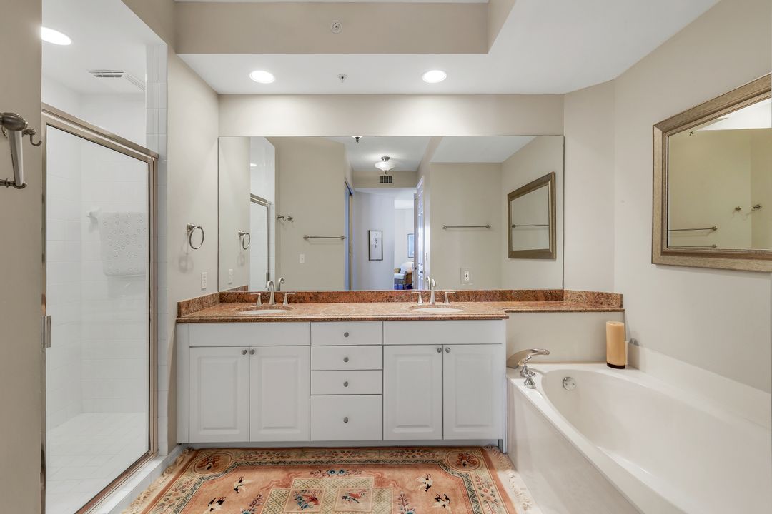 410 Flagship Dr #701, Naples, FL 34108