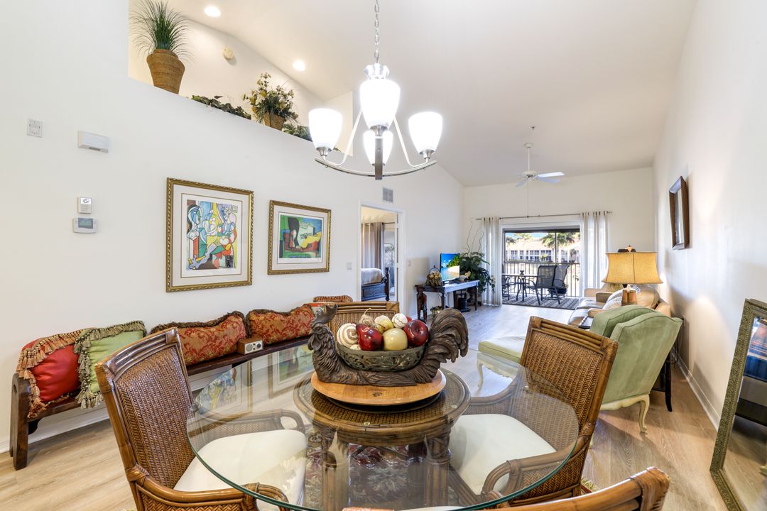 2347 Hidden Lake Ct #6, Naples, FL 34112