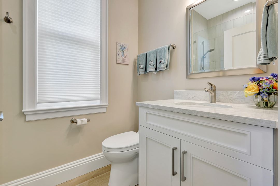 1799 Langford Ln, Naples, FL 34109