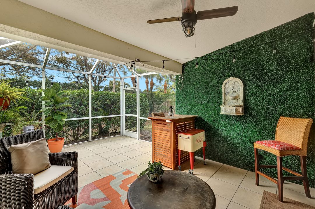 6254 Mandalay Cir, Naples, FL 34112
