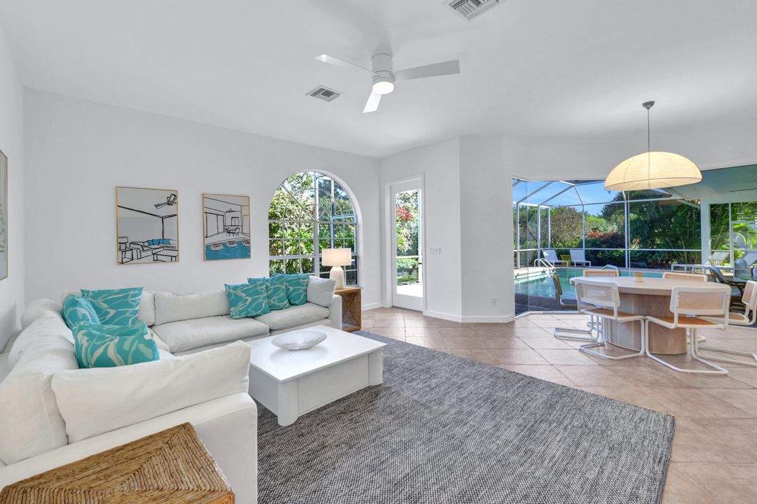 874 Wyndemere Way, Naples, FL 34105