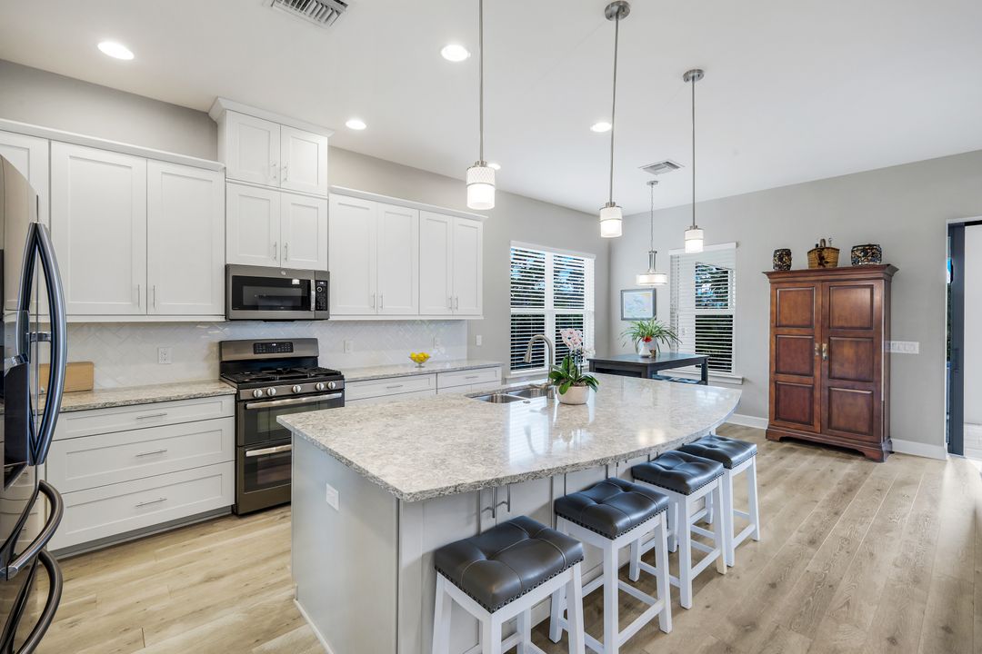 19687 Estero Pointe Ln, Fort Myers, FL 33908