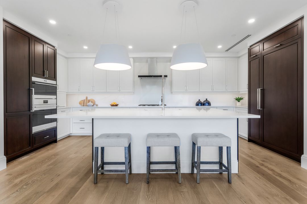 1130 3rd Ave S #211, Naples, FL 34102