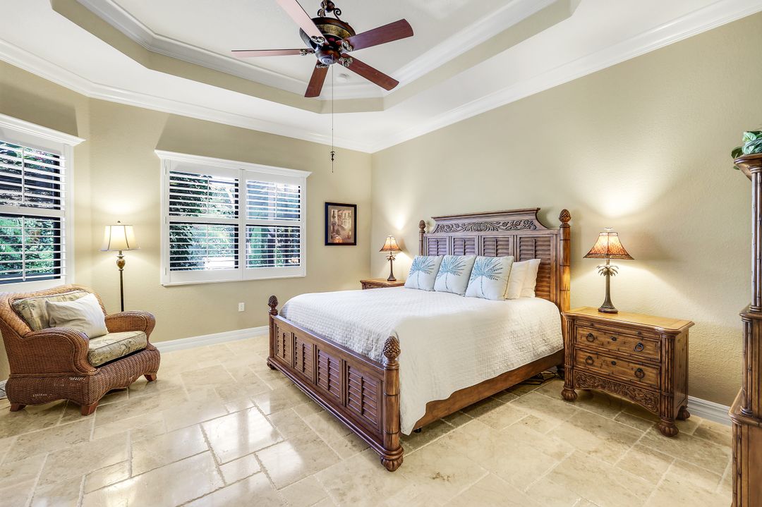 3917 Glacier Ct, Naples, FL 34119