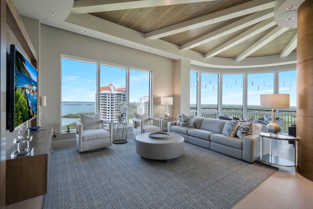 4851 Bonita Bay Blvd #2404, Bonita Springs, FL 34134