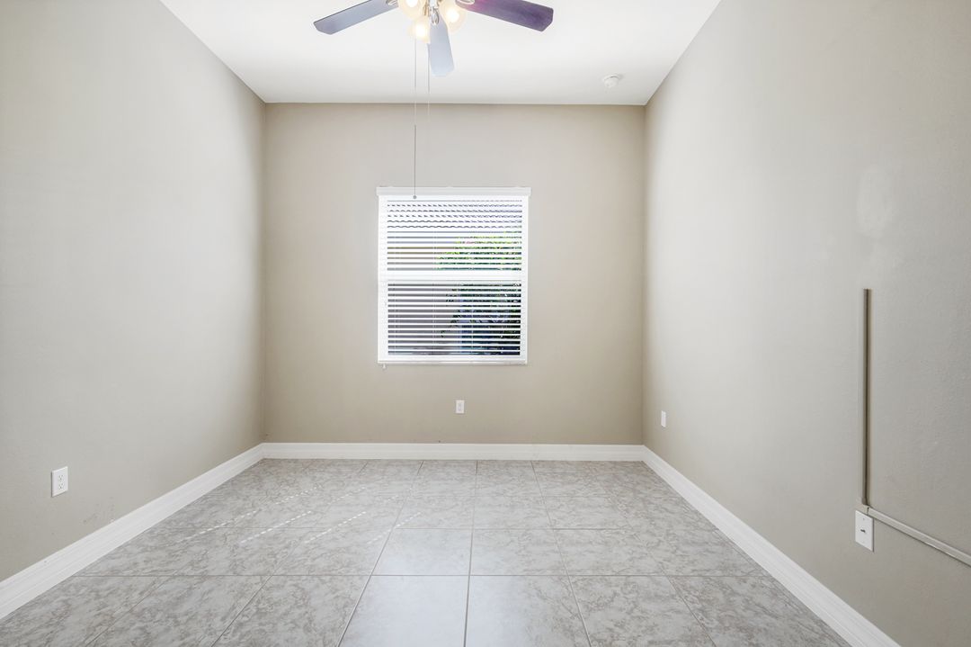 6592 Marbella Ln, Naples, FL 34105