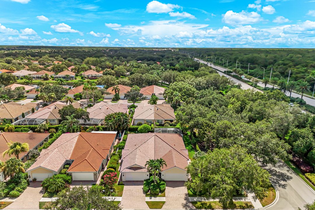 5606 Eleuthera Way, Naples, FL 34119