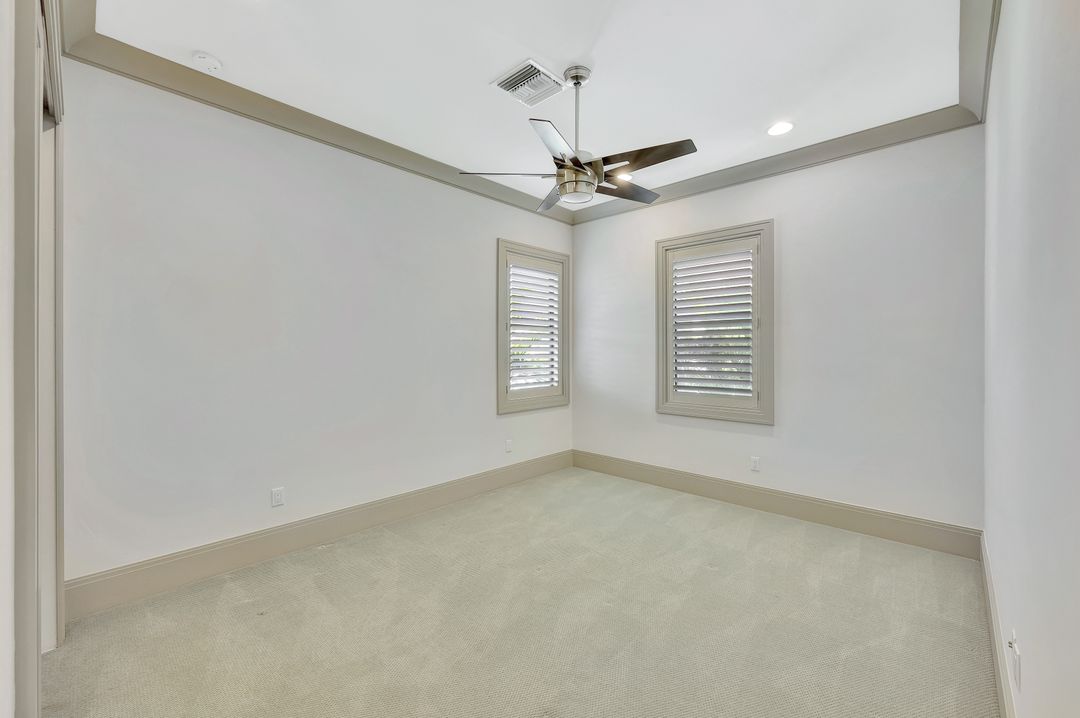 5817 Harbour Cir, Cape Coral, FL 33914