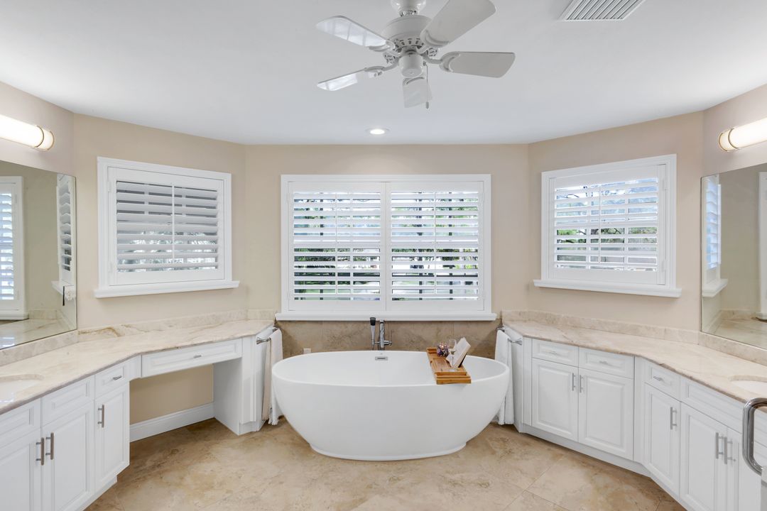 25295 Catskill Dr, Bonita Springs, FL 34135