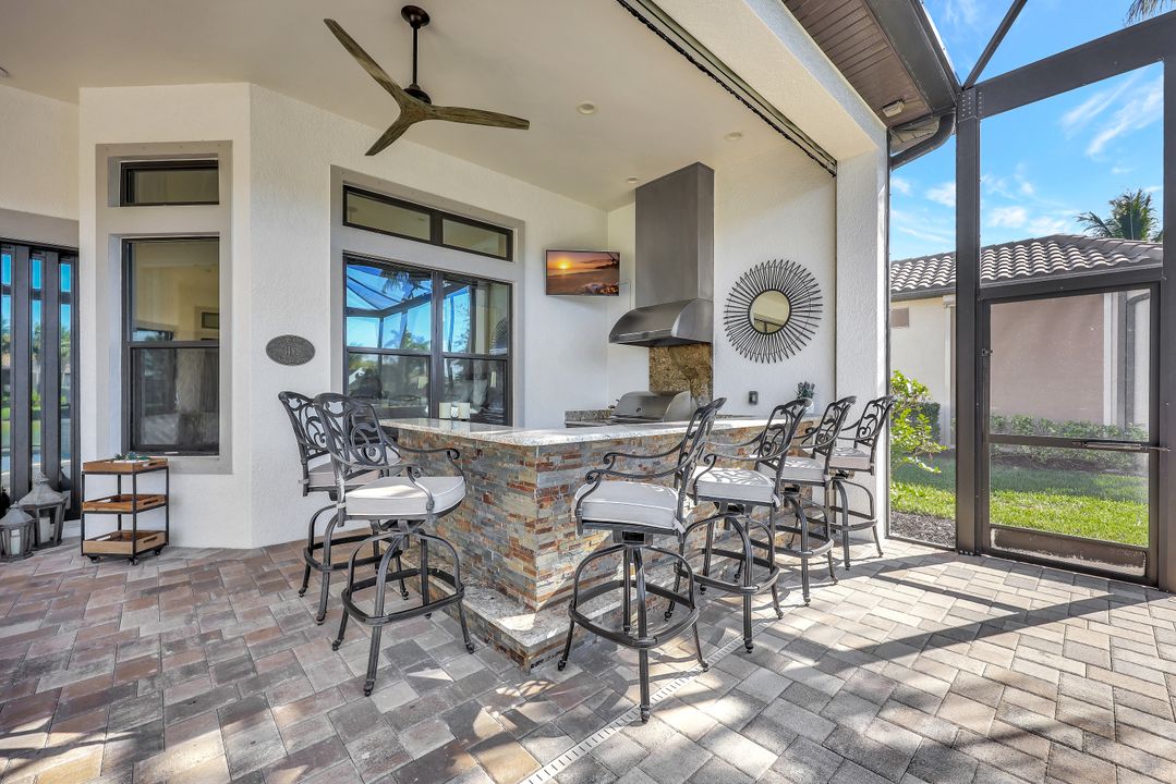 3181 Olympia Ln, Naples, FL 34114