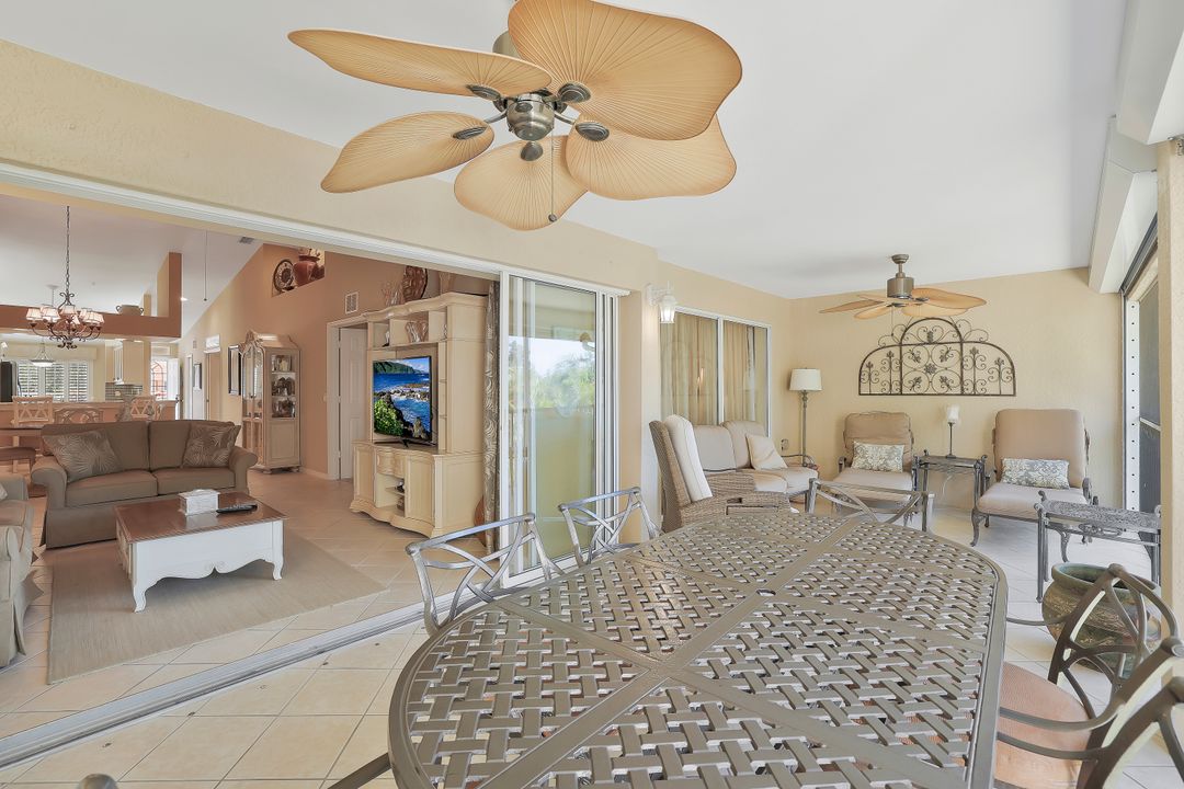 2360 Hidden Lake Ct #10, Naples, FL 34112