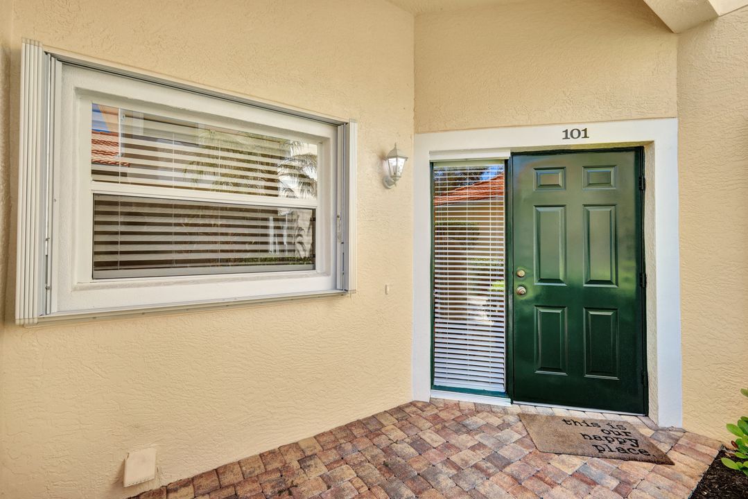 5255 Birmingham Dr #101, Naples, FL 34110