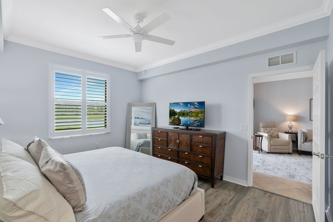 9731 Acqua Ct #505, Naples, FL 34113