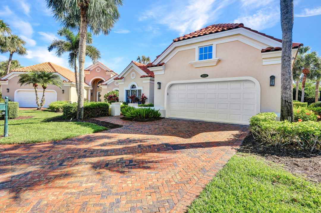26211 Siena Dr, Bonita Springs, FL 34134