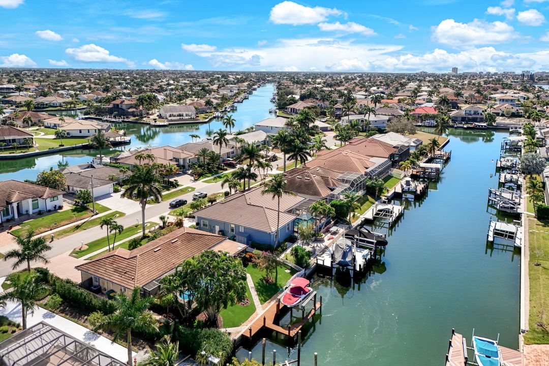 20 Hickory Ct, Marco Island, FL 34145