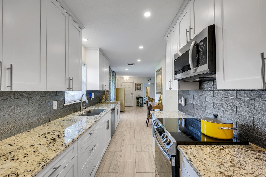 130 Greenbrier St, Marco Island, FL 34145