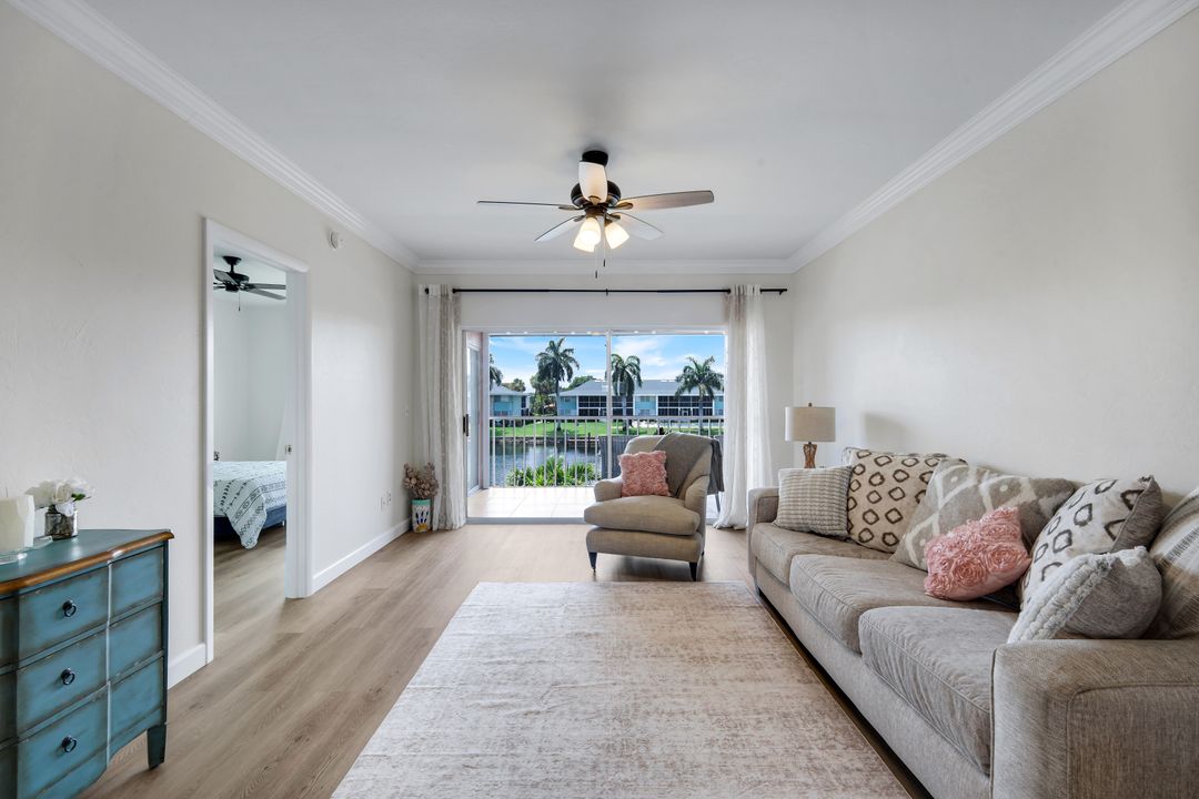 4550 SE 5th Pl #202, Cape Coral, FL 33904