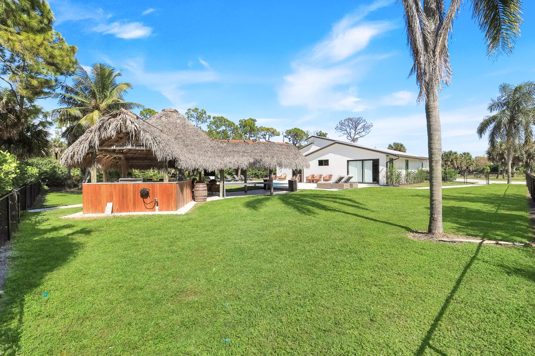 5630 Copper Leaf Ln, Naples, FL 34116