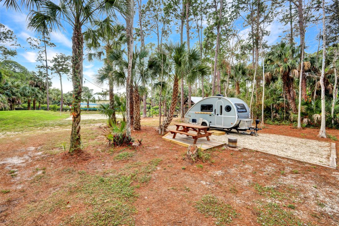 3700 11th Ave SW, Naples, FL 34117