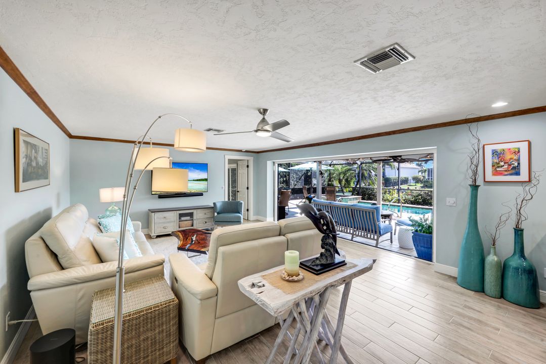 248 Polynesia Ct, Marco Island, FL 34145