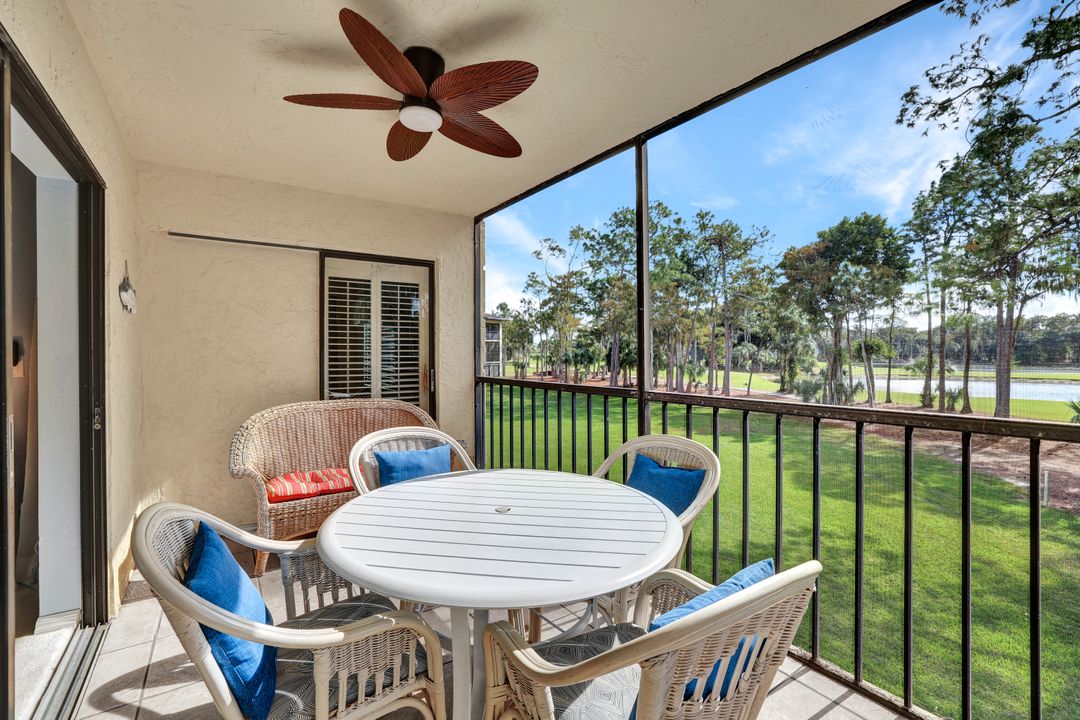 228 Fox Glen Dr #3203, Naples, FL 34104