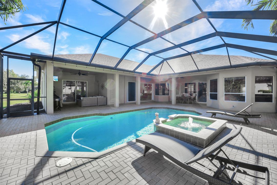 15321 Blackhawk Dr, Fort Myers, FL 33912