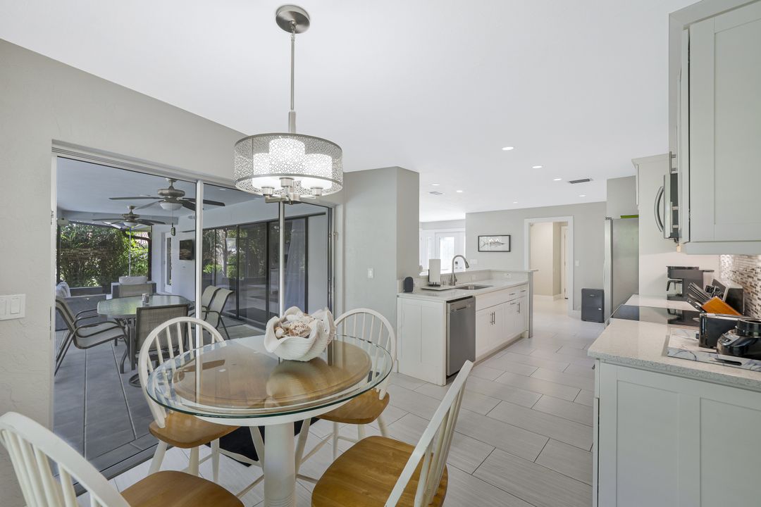 291 W Flamingo Cir, Marco Island, FL 34145