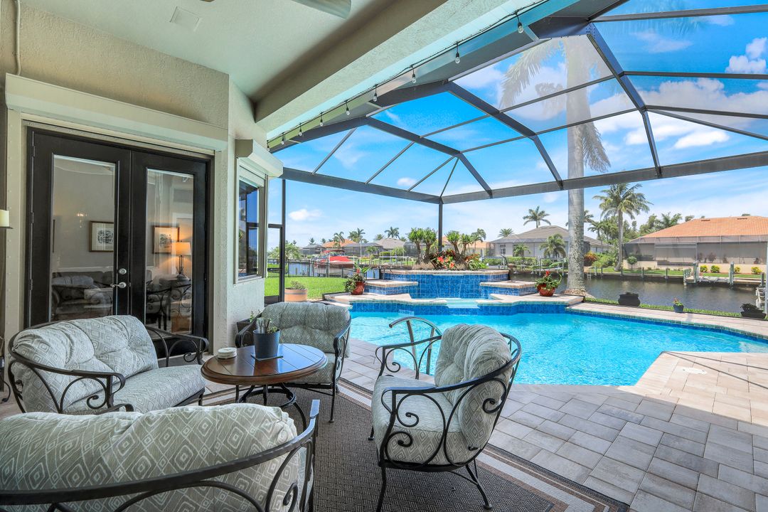 5606 Merlyn Ln, Cape Coral, FL 33914