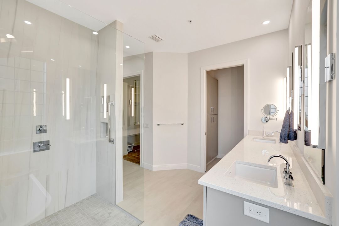 1438 Borghese Ln #101, Naples, FL 34114