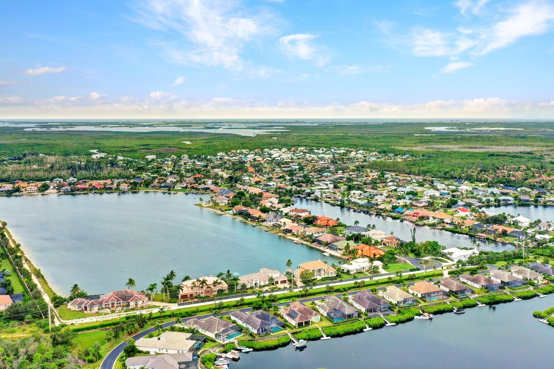 17300 Hidden Estates Cir, Fort Myers, FL 33908