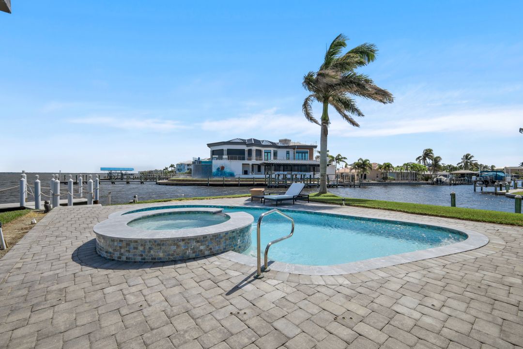 5596 Avenida Pescadora, Fort Myers Beach, FL 33931