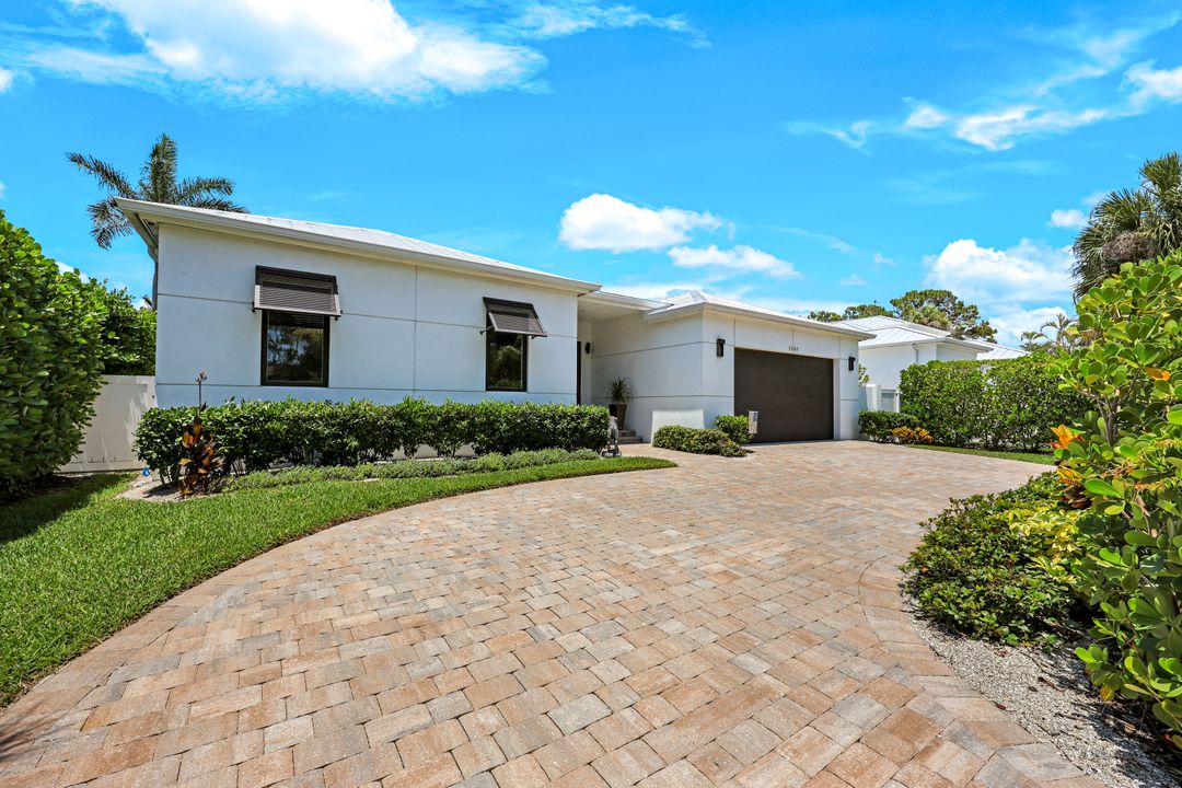 1167 22nd Ave N, Naples, FL 34103