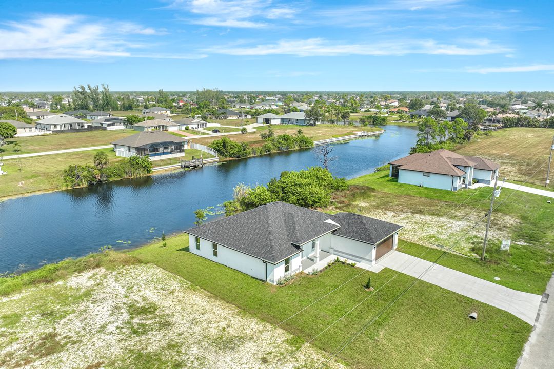 2223 NW 25th St, Cape Coral, FL 33993