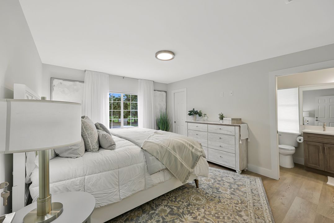 3060 70th St SW, Naples, FL 34105